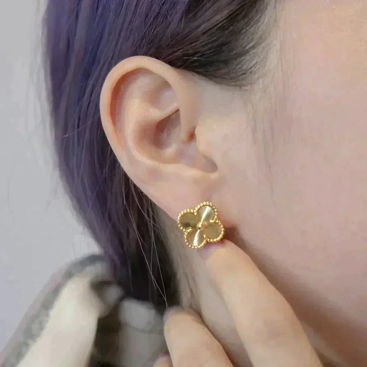 [✨ROSE💎]CLOVER MEDIUM 1 MOTIFS LASER EARRINGS