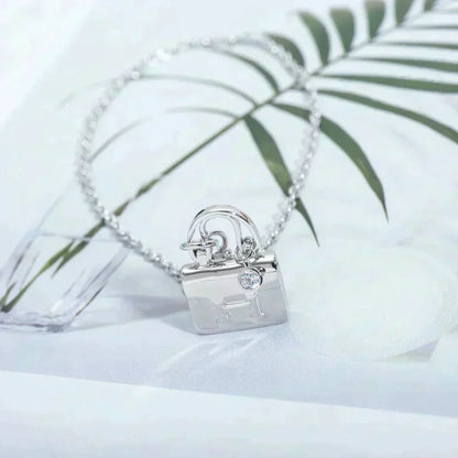 [✨ROSE💎]AMULETTE PEDANT SILVER NECKLACE