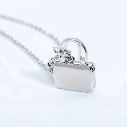 [✨ROSE💎]AMULETTE PEDANT SILVER NECKLACE