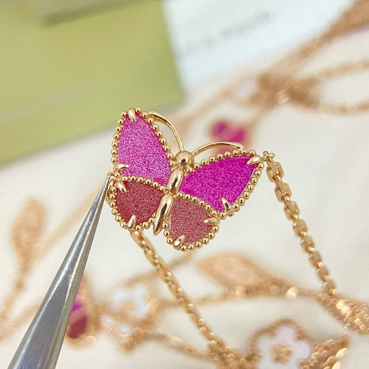 [✨ROSE💎]ROSE QUARTZ MIXED FLOWER BUTTERFLY SWEATER CHAIN