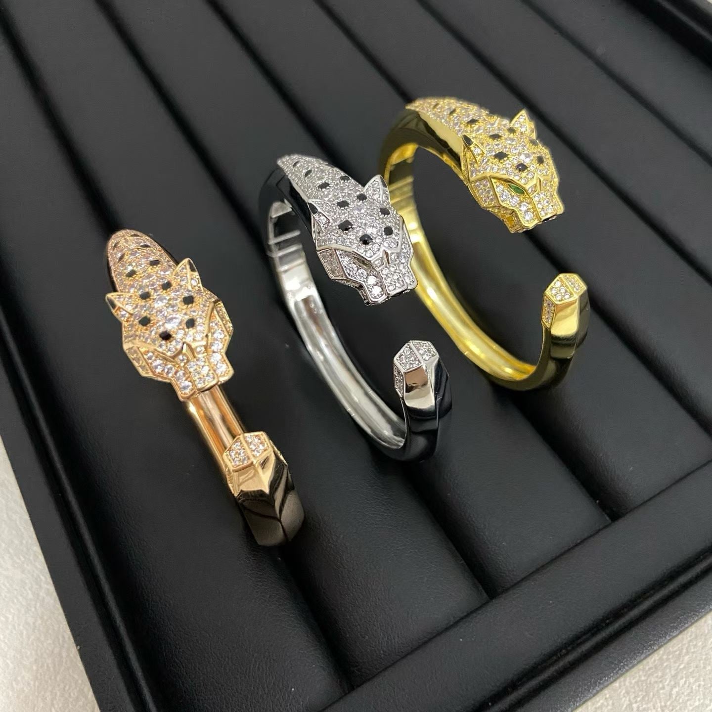 [✨ROSE💎]DIAMOND MACHINE LEOPARD BRACELET