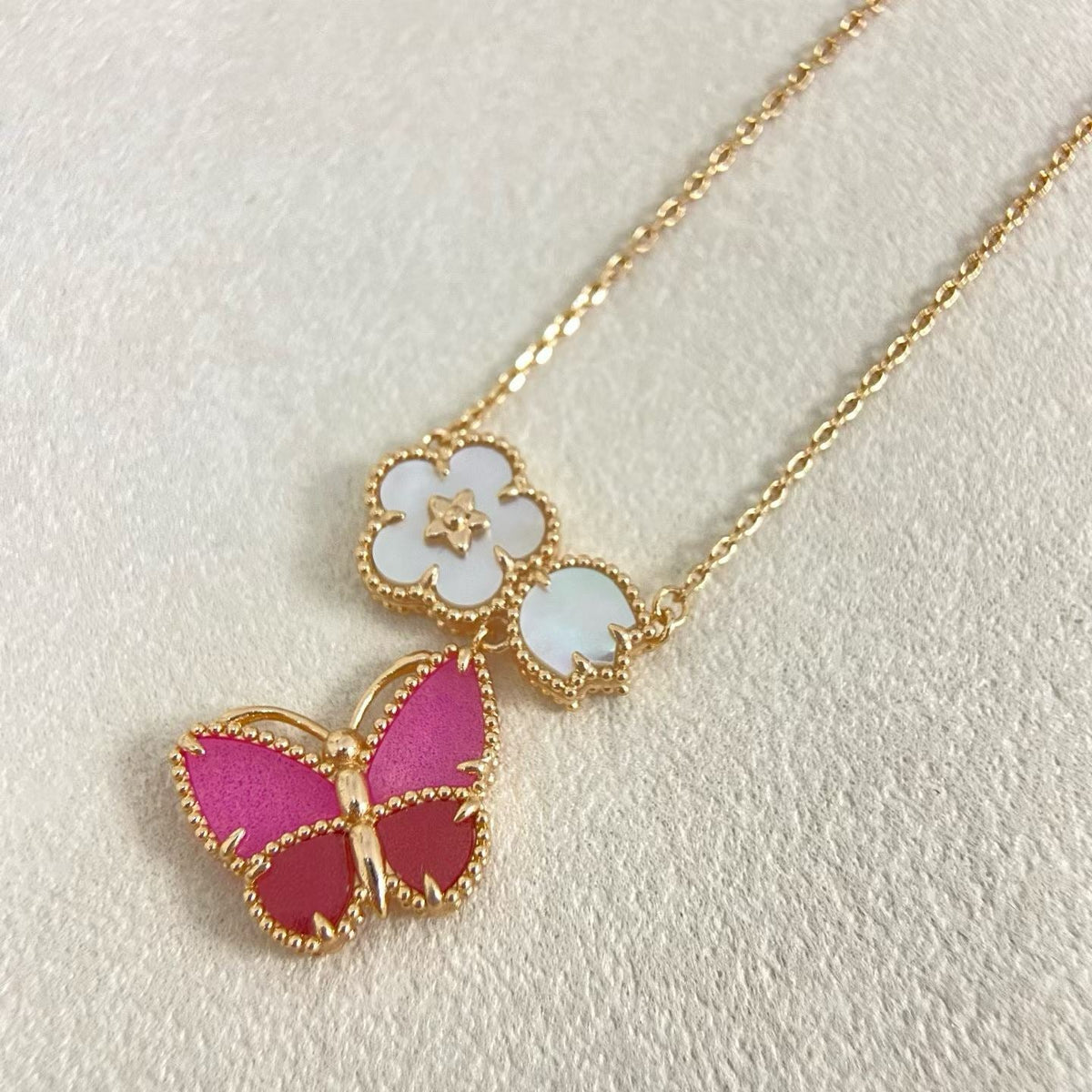 [✨ROSE💎]ROSE QUARTZ THREE‑IN‑ONE BUTTERFLY NECKLACE