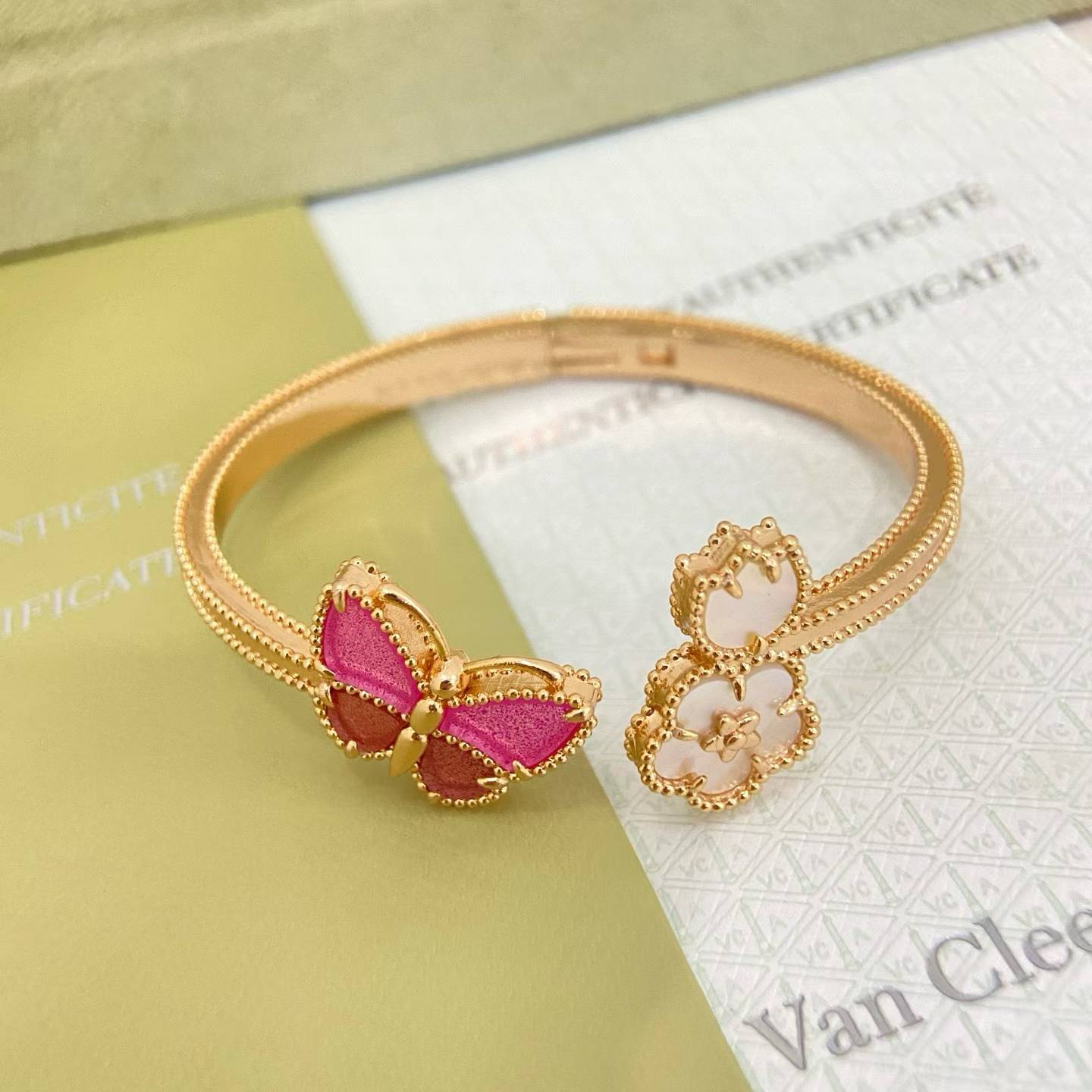 [✨ROSE💎]ROSE QUARTZ THREE‑IN‑ONE BUTTERFLY BRACELET