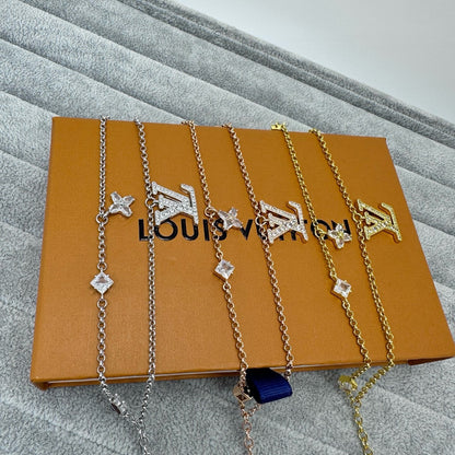 [✨ROSE💎]FULL DIAMOND LETTER NECKLACE