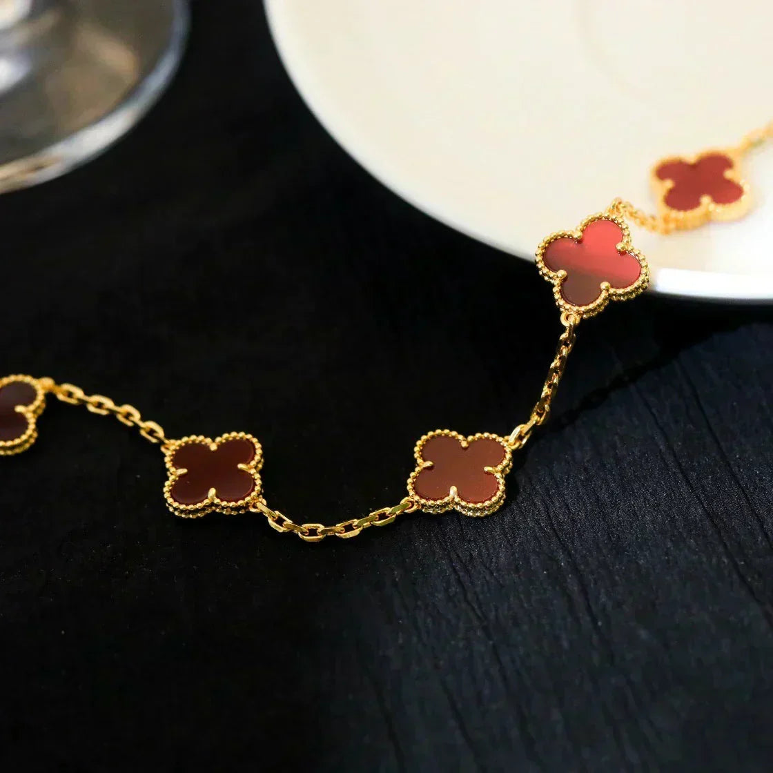 [✨ROSE💎] CLOVER 5 MOTIF RED CORNELIAN BRACELET COLLECTION